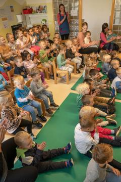 Predstava v vrtcu Cerknica Foto Sebastjan Zelič (1)